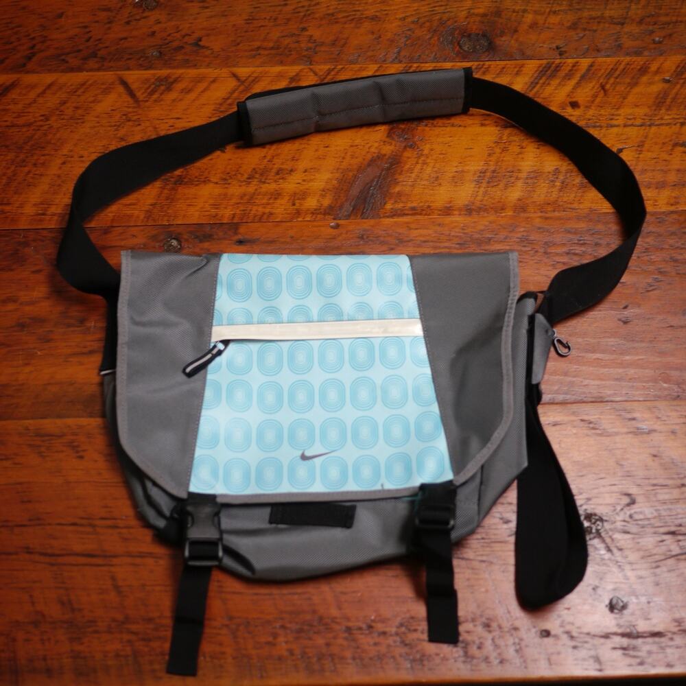 NIKE Gray Blue Black Geometric Nylon Bicycle Messenger Laptop Shoulder Bag 16x13